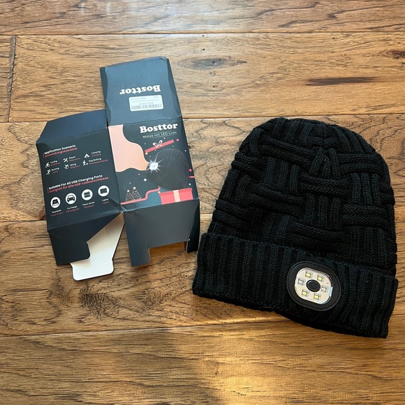 Legendary Whitetails Polo & LED Beanie - Picture 4 of 4